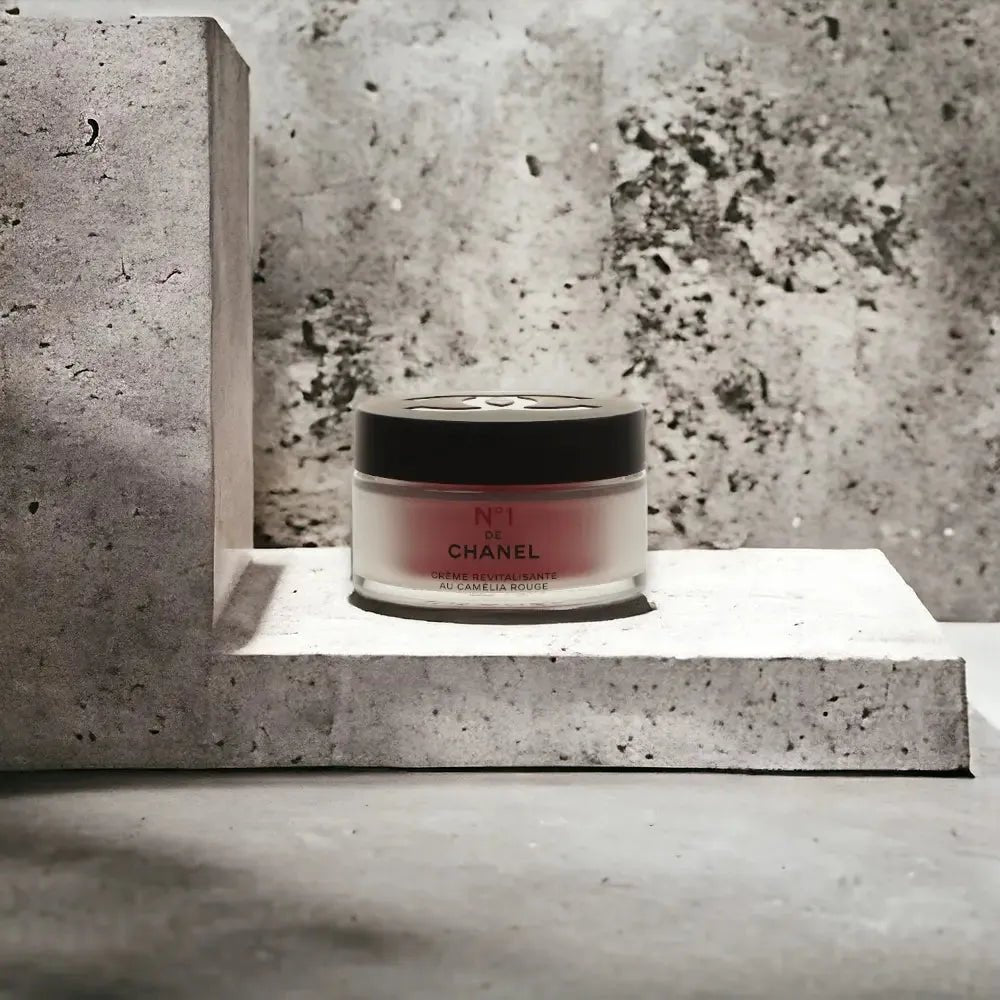 CHANEL N°1 de Chanel Red Camellia Revitalizing Cream - MonKoku