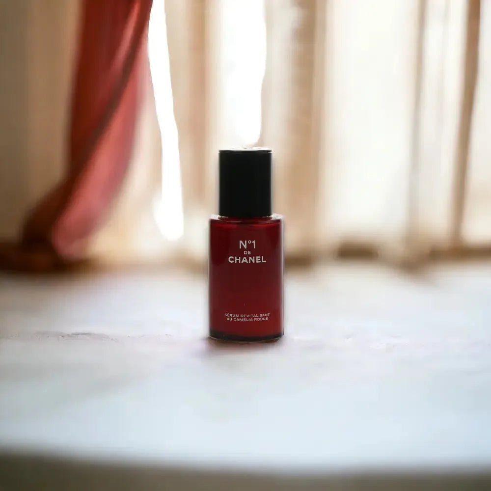 CHANEL N°1 de Chanel Red Camellia Revitalizing Serum - MonKoku
