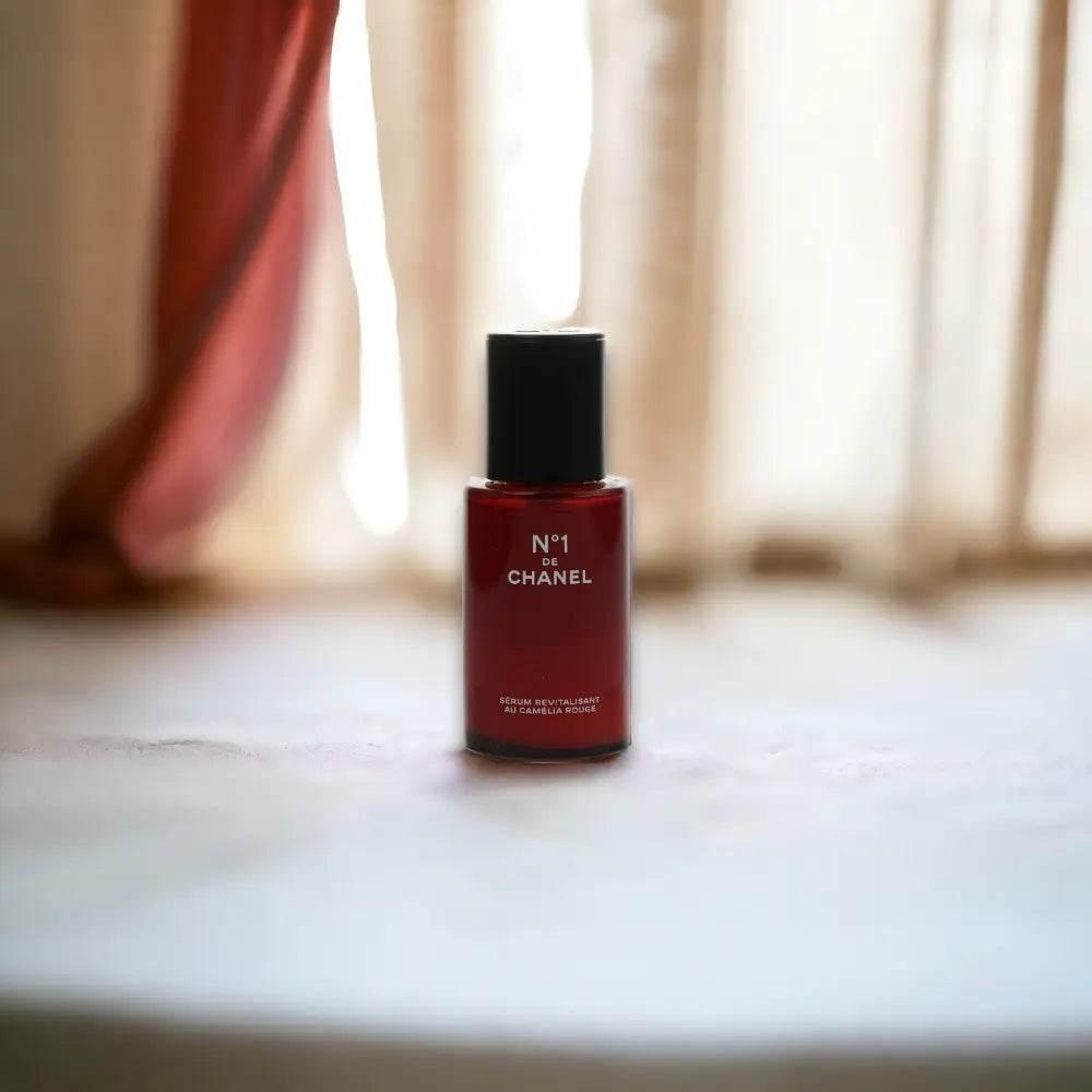 CHANEL N°1 de Chanel Red Camellia Revitalizing Serum - MonKoku