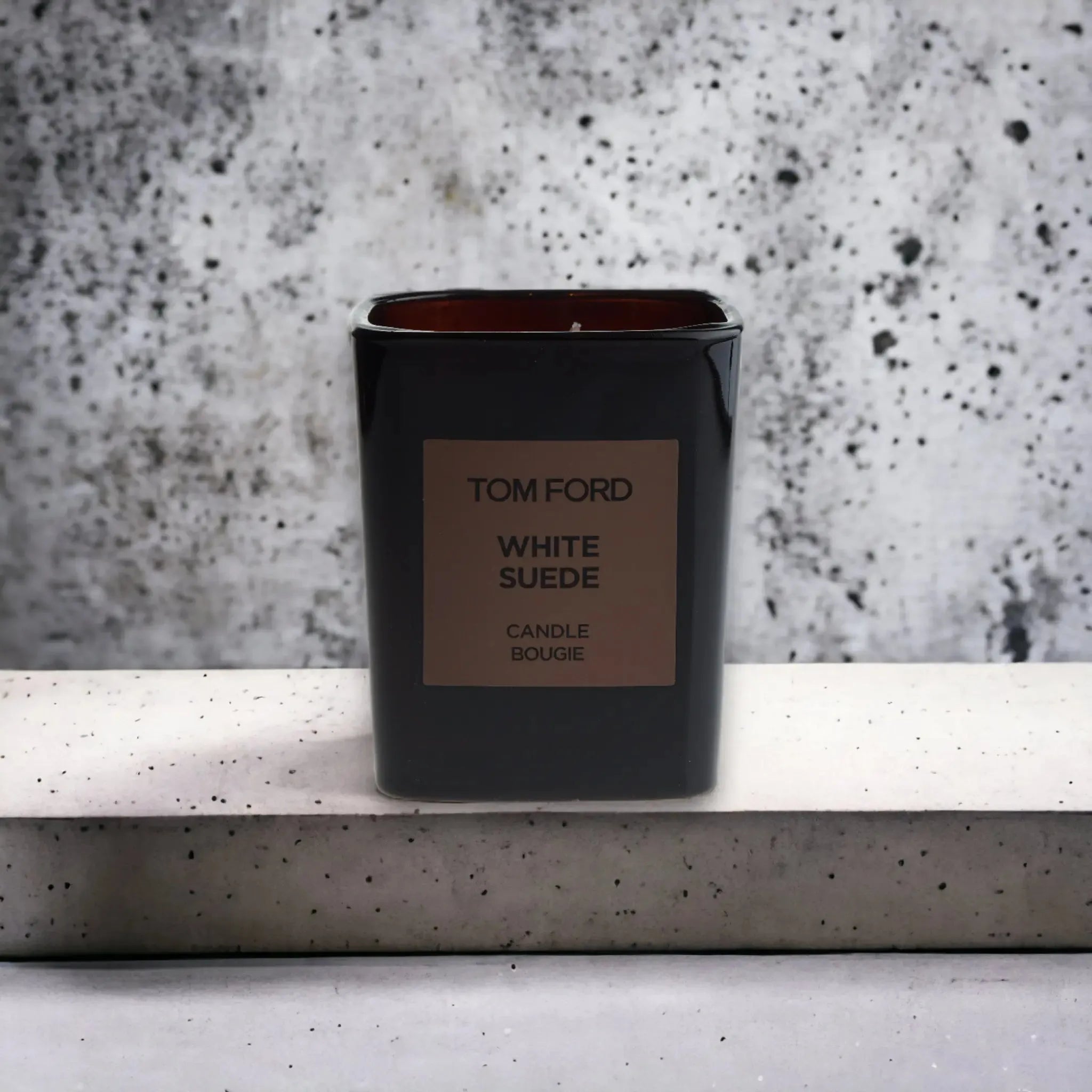 TOM FORD White Suede Duftkerze - MonKoku